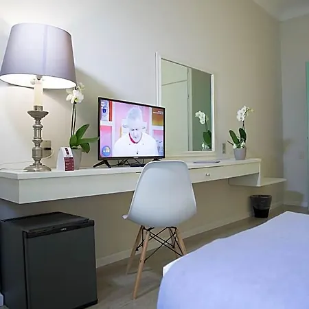 Shg Carlotta Hotel 4*